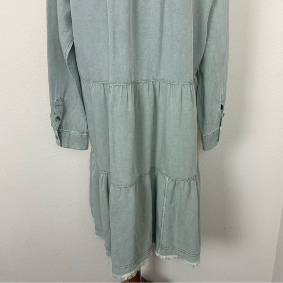 Anthropologie Pilcro Deanne Moss Tiered
Mini Button Front Shirtdress Small - Picture 13 of 16